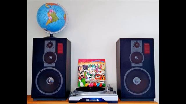 Jive Bunny - It's Party Time (1990) B5 - Crazy Party Mix 2 (Looney Tunes) Medley смотреть онлайн