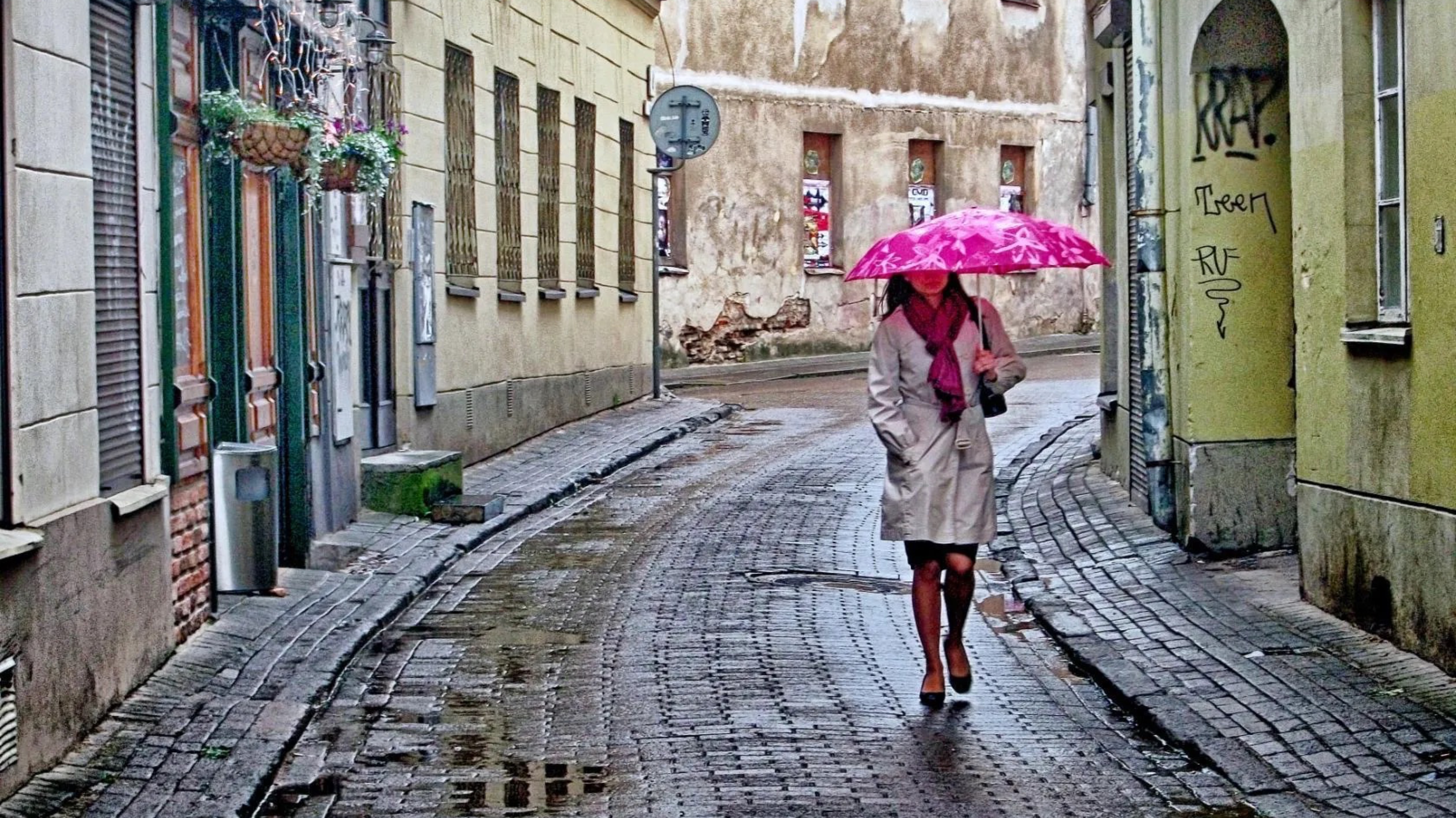 998.🎼. Юлия Савичева - «Прости за любовь» смотреть онлайн