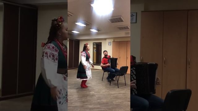 «Ой весною зеленою» українська народна пісня смотреть онлайн