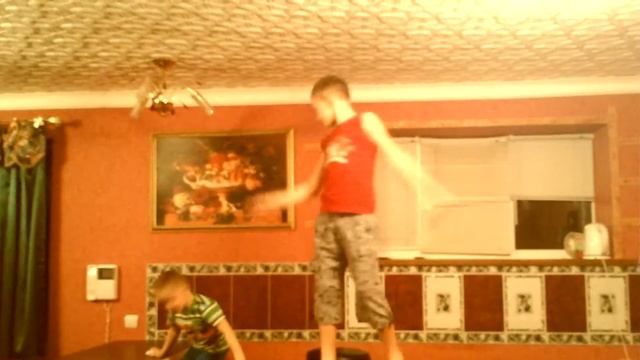 Сосунов Евгений и Георгий DANсE ноябрь 2013 года