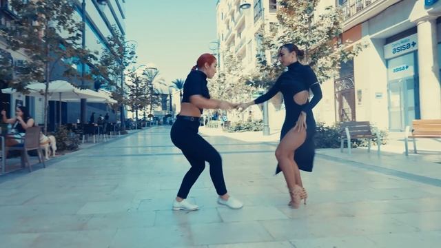 Enrique Iglesias, Maria Becerra - ASI ES LA VIDA | Bachata Dance | Magda & Valeria