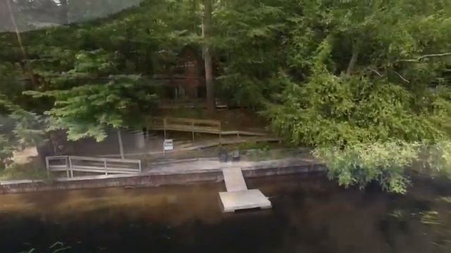 Hudson Riverfront Chalet for Sale смотреть онлайн