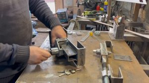 Замок-блокиратор на морской контейнер!