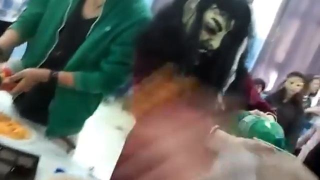 парти хард БОЛЬШОЙ ЛОЛ