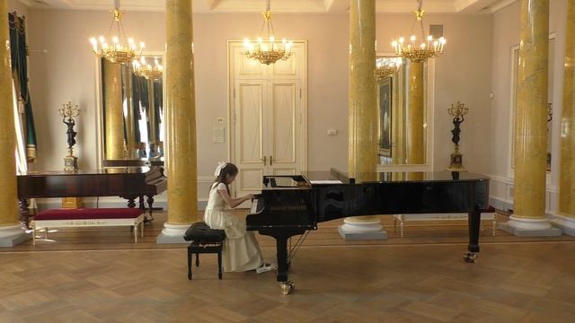 Худякова Анна смотреть онлайн