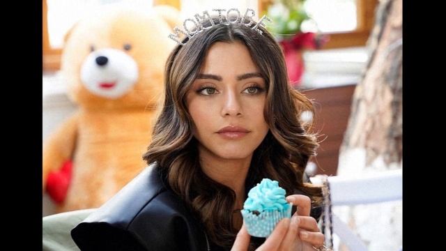 Halil İbrahim Ceyhan said that he wants to grow old with Sıla Türkoğlu! смотреть онлайн