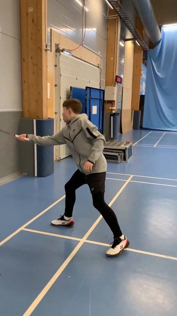 Badminton Against The Wall #shorts смотреть онлайн
