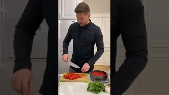 Гаспачо. Томатный холодный суп. Рецепт #гаспачо #летнийсуп #томатныйсуп Гаспачо, как в ресторане смотреть онлайн