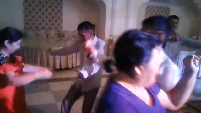 "Биле жеңге" Сəтті кафесі.Шу. смотреть онлайн