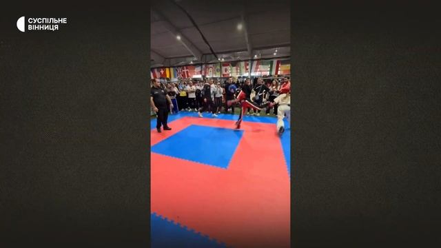 “Щоб бути успішним, треба багато займатися”: як вінницькі кікбоксери готуються до змагань