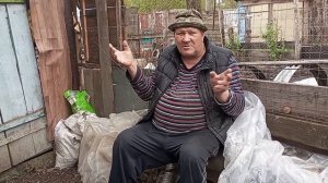 МЫ ИХ ПОБЕДИЛИ,ПОБЕДА ЗА НАМИ,ВИКТОР ОПРЫСКИВАЕТ СМОРОДИНУ,Я ГОТОВЛЮ ОБЕД