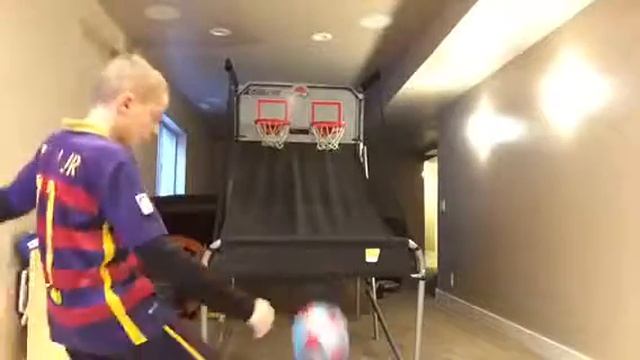 Kick In To Basketball Hoop Swish|TFC смотреть онлайн