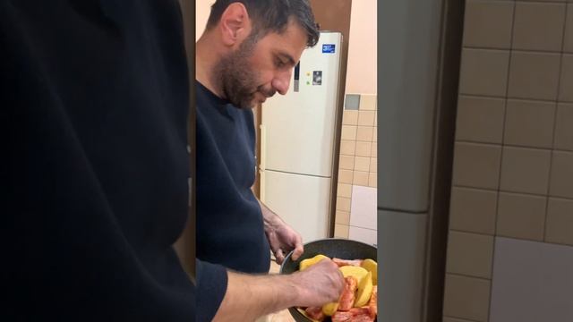 НАКОНЕЦ-ТО ВКУСНО!!! Готовим ребра с картошкой!!!