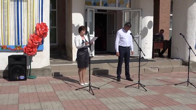 Последний звонок. Троицкий лицей. 2021 смотреть онлайн