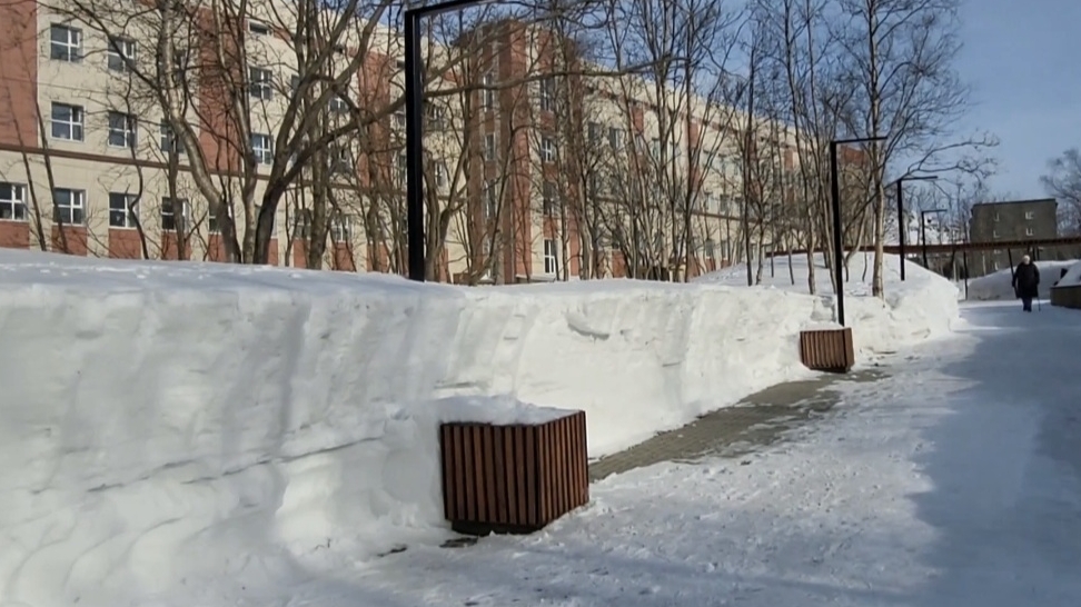 НАШИ СУГРОБЫ смотреть онлайн