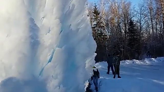 Ледяной фонтан.