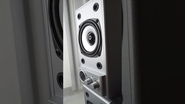 (31-35Hz) Нурминский - Дождь Колонка Dialog W - 201 (31-35Hz) смотреть онлайн