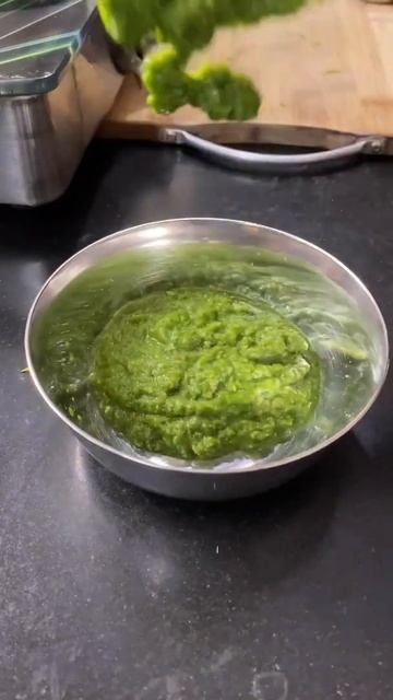 How to Make Schug (Zhug) Zhoug in My Indian Kitchen смотреть онлайн