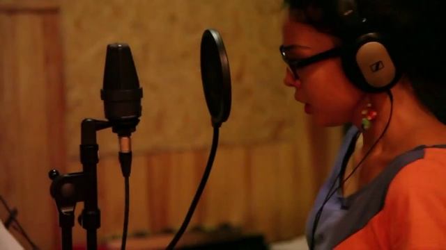 Динара Султан - "Жарығым" (запись песни) смотреть онлайн