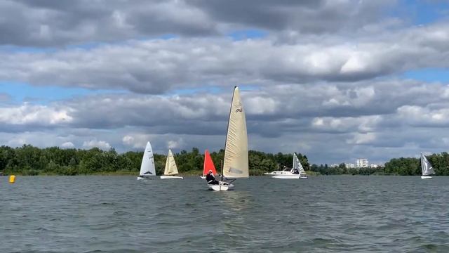 Чемпіонат України з вітрильного спорту. Клас Finn. Горішні Плавні. 16.08.2020 смотреть онлайн