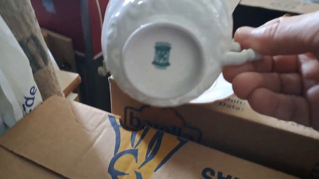 Для любителей барахолочек и винтажных вещей... смотреть онлайн