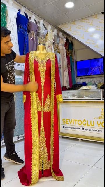 kadife Kırmızı Hürrem Modelimizi Nasıl? Yorum bekleriz🥰❤️ #seyitoglu_yoresel_giyim #elbise #kaftan смотреть онлайн