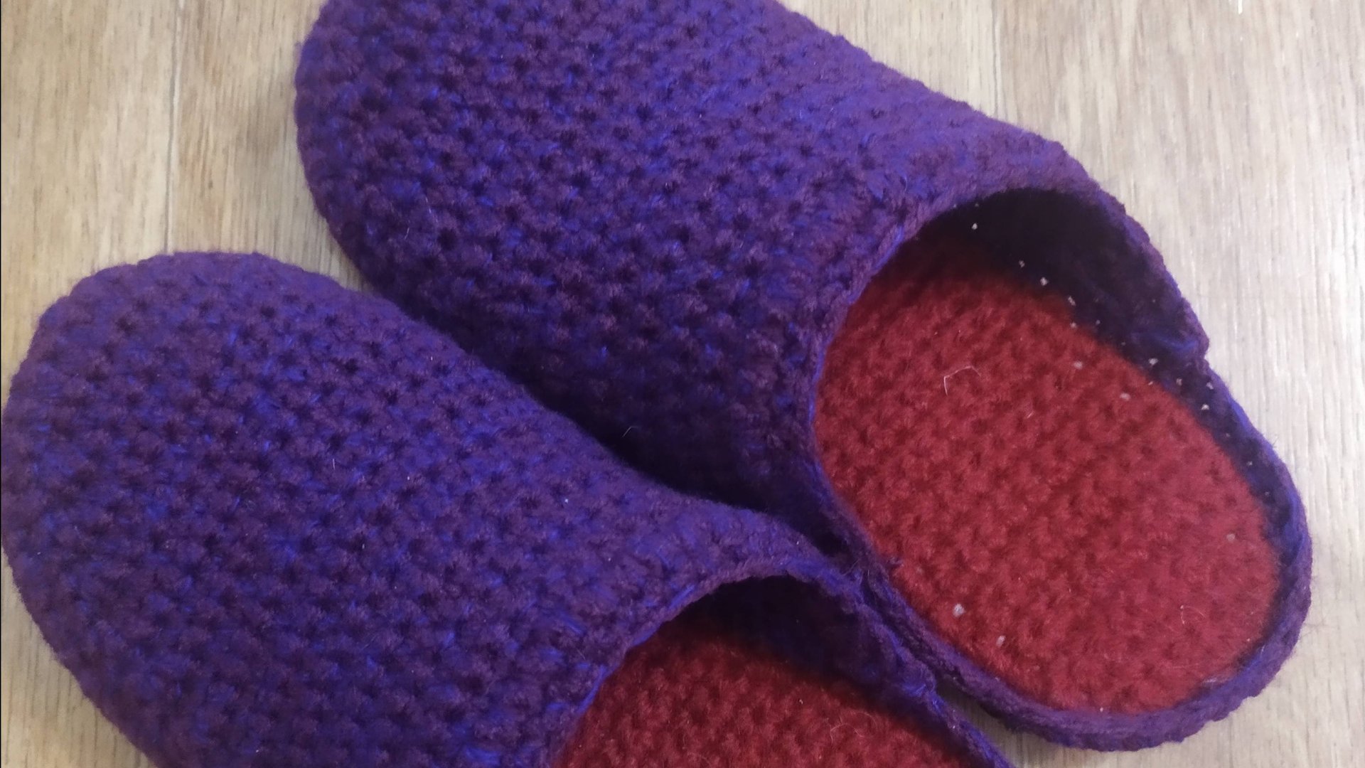 ЖЕНСКИЕ ТАПОЧКИ НА ПОДОШВЕ КРЮЧКОМ. смотреть онлайн