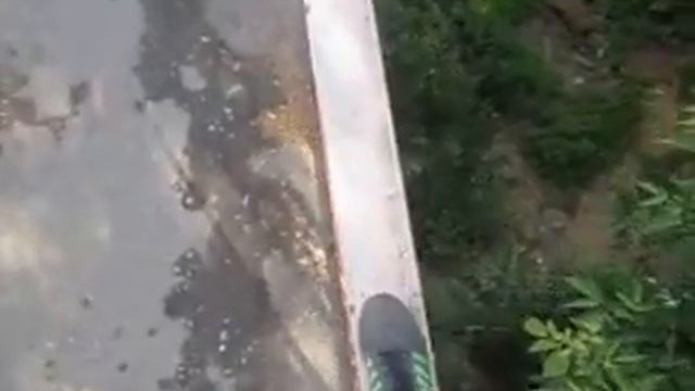 прогулка на высоте примерно метров 6