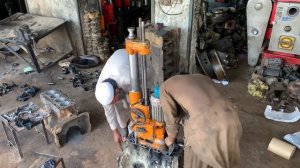 Процедура расточки блока цилиндров двигателя.