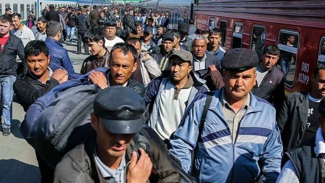 5 минут назад таджики узбеки кыргызии осторожно началось закрытие границе что происходит мигранты смотреть онлайн