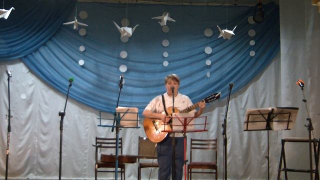 Песни Б.Окуджавы "К чему нам быть на ты...", "Еще не сшит твой наряд..." смотреть онлайн