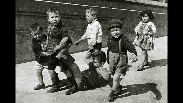 Borislav Boro Korica - "Isukani iz Korica" (Stihove govori autor) смотреть онлайн