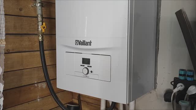 vaillant turbotec pro vuw 242/5-3 h-ru -кран вправо!!!