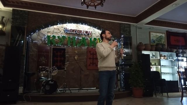 Красивая Чеченская песня (дега езар) Нохчи ловзар эшар живая музыка Курорте #Кезенойам ЗАУР АБАКАРО смотреть онлайн