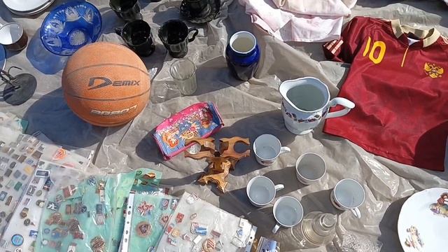 Барахолка с вестминстерским боем #самара #барахолка #блошиныйрынок #антиквариат #винтаж #посуда