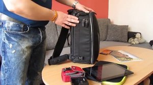 Canon EOS + Lowepro Classified Sling 180 AW