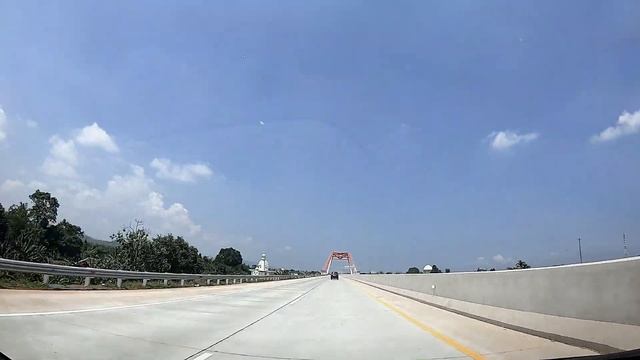 Blusukan Tol Semarang - Batang, 75 km masih gratisan смотреть онлайн