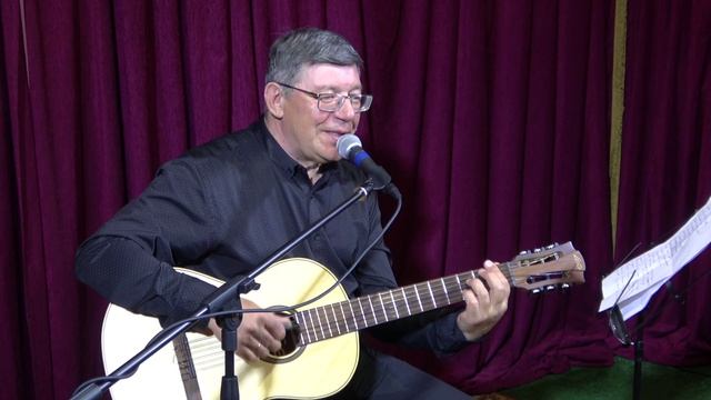 09 Каждый день он поднимается на крышу - Виталий Старжинский