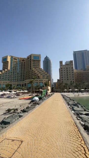 Два отели 5 звезды. Ремонд&Бахи смотреть онлайн