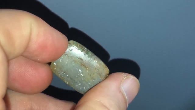 Солнечный камень с включениями гематита 30,46кт №216