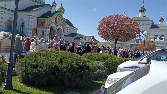 Вербное воскресение. Храм, магазины и распаковка смотреть онлайн