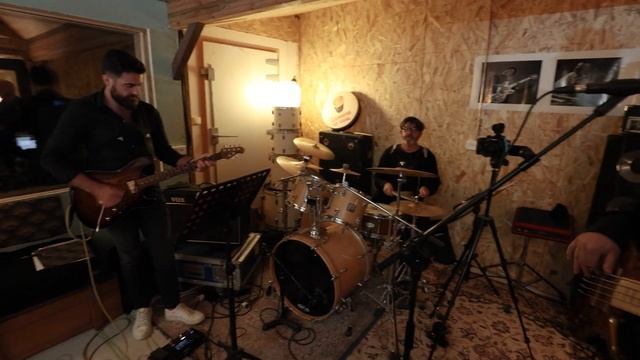 Tribute Tina Turner - We Don't Need Another Hero смотреть онлайн