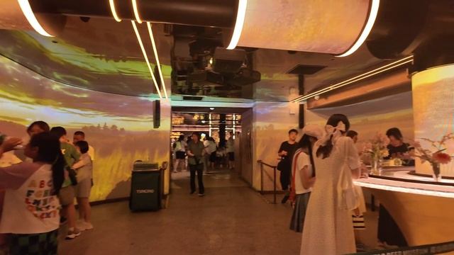 влог 🇨🇳 ЦИНДАО: самый европейский город Китая | Пивная столица🍻 | море морепродуктов 🍤 #китай смотреть онлайн