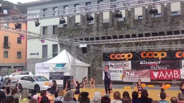 Jaguars Cheerleaders - Giugno 2014 - The Lie - Estate Insieme Bellinzona con Iris Moné смотреть онлайн