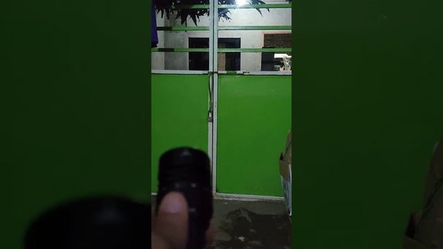 Sofirn SD05 3000 vs Lifespear LSF10 1200 Lumens смотреть онлайн