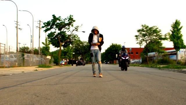 Poncho Biggs - Duffle Bag (Official Video) смотреть онлайн