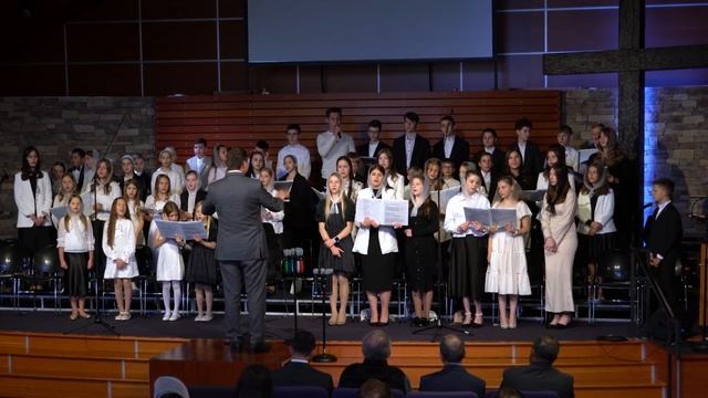 Детский Хор - Ми є церква Христа, ми є церква жива смотреть онлайн