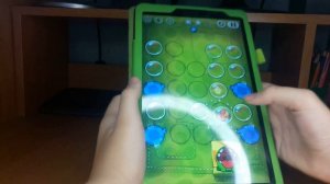 Играю в игру Cut the rope (Ам ням). Пройденные уровни (1 глава 23-25, 2 глава 1-20).