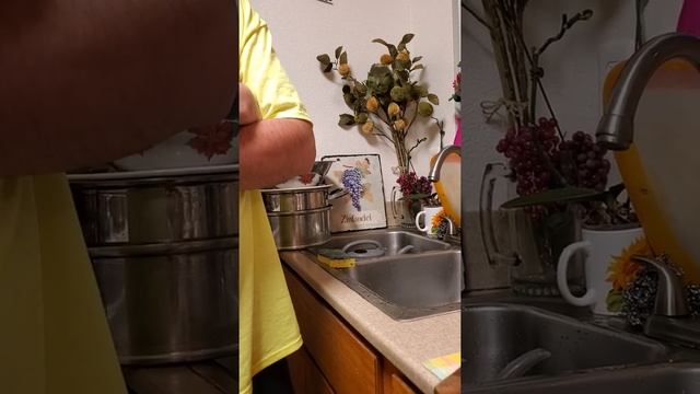 2ое суток на улице а ночью очень холодно! смотреть онлайн