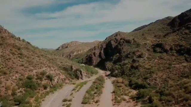 Мұқағали Мақатаев «Жырлайды жүрек»